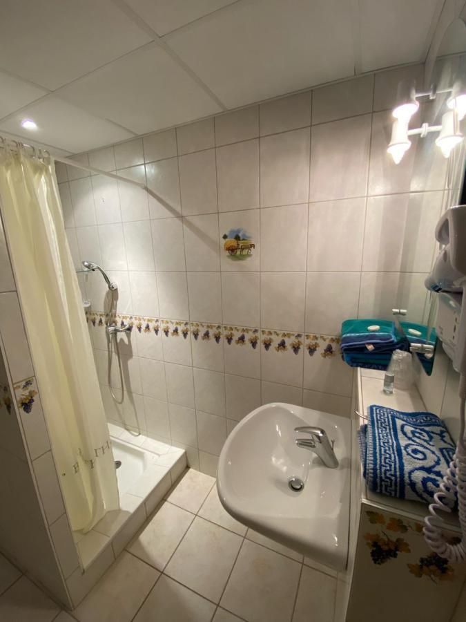 Domaine Bacchus Bed and Breakfast Reuil-sur-Marne Buitenkant foto