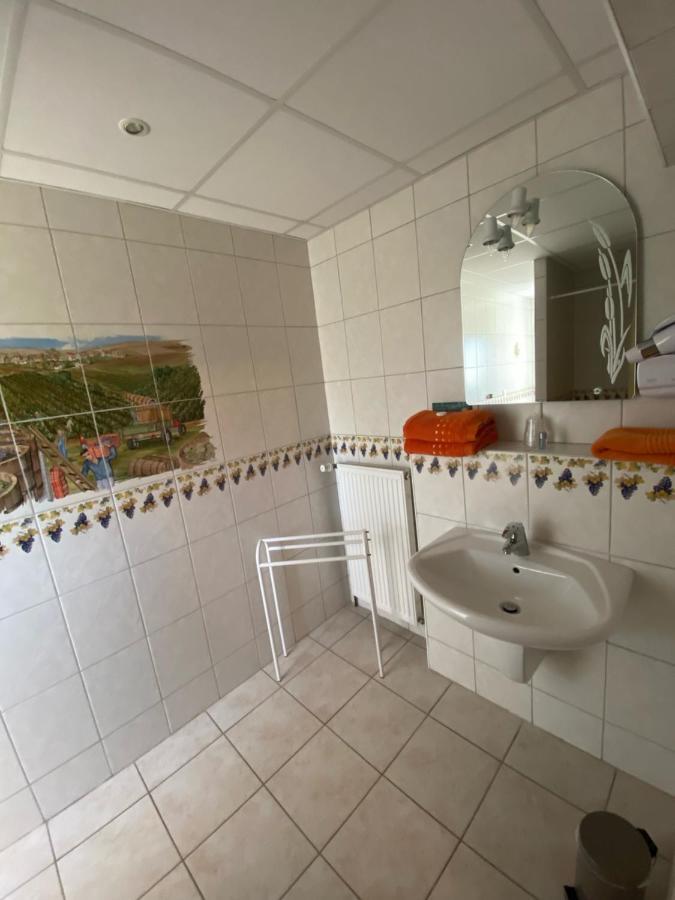 Domaine Bacchus Bed and Breakfast Reuil-sur-Marne Buitenkant foto